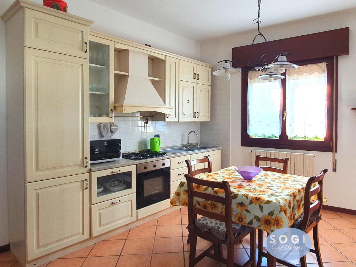 Апартаменты Casa Sbrindoli Лидо-ди-Езоло Экстерьер фото